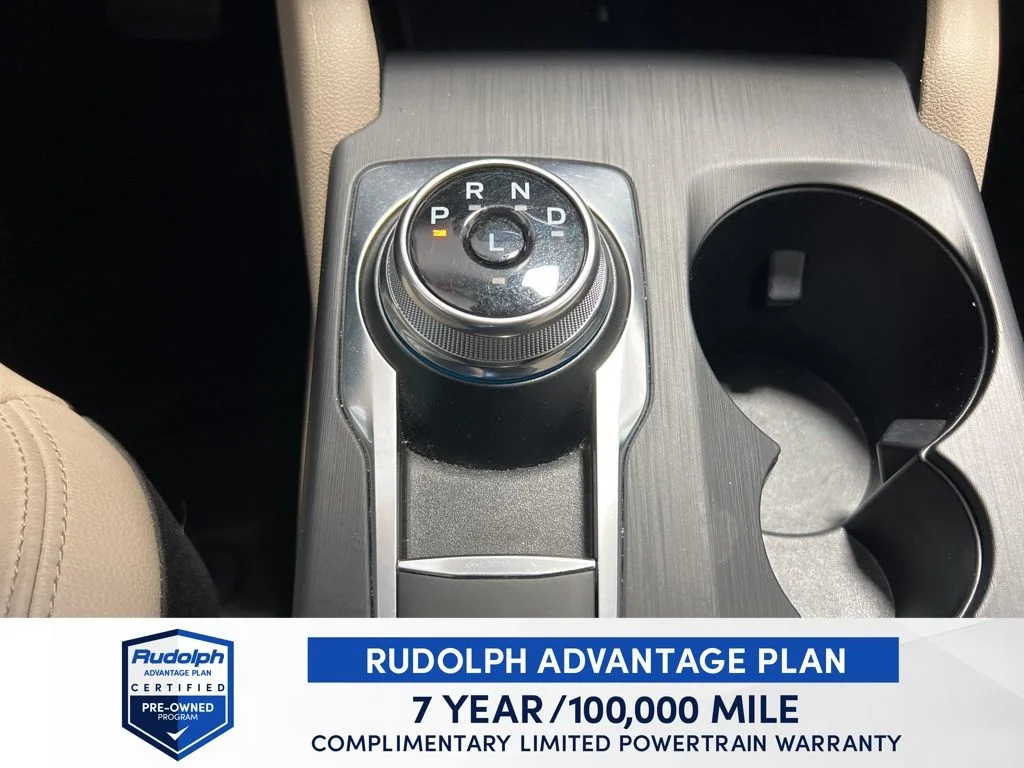 Used 2022 Black Ford SEL image 34