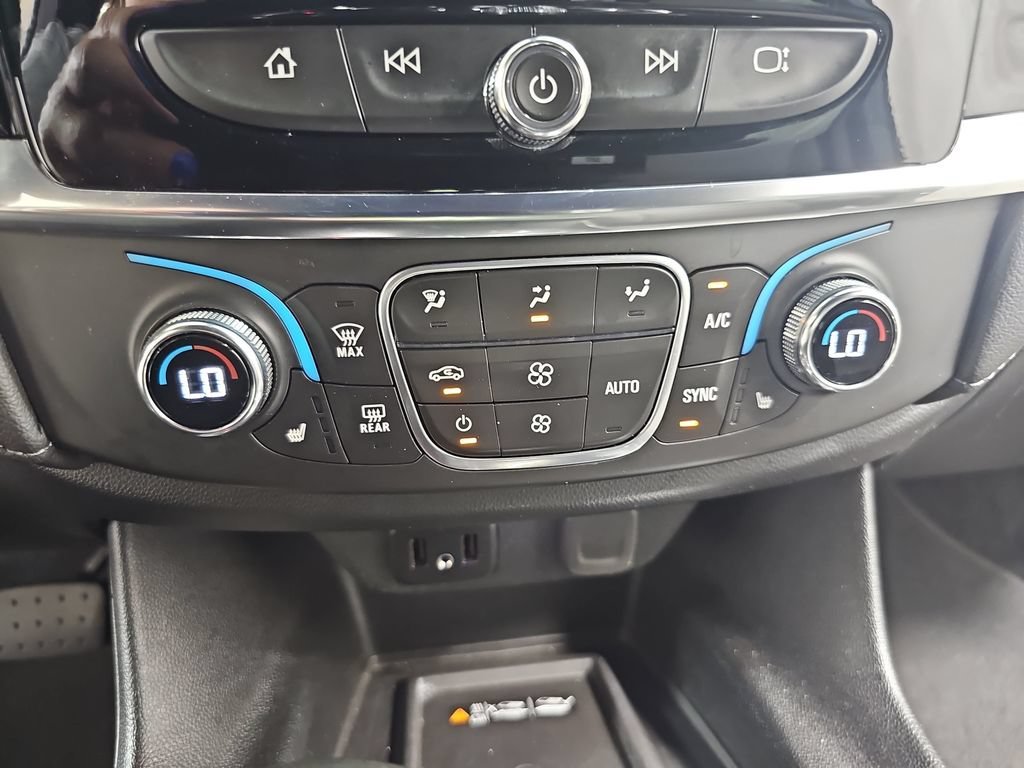 Used 2023 Northsky Blue Metallic Chevrolet LT Cloth image 28