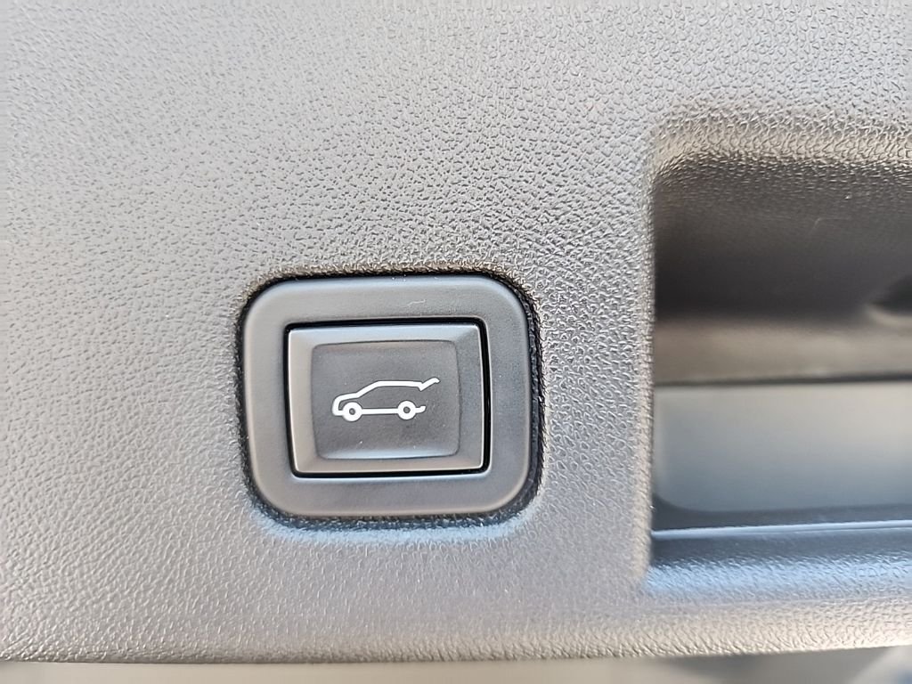 Used 2023 Black Chevrolet LT image 19