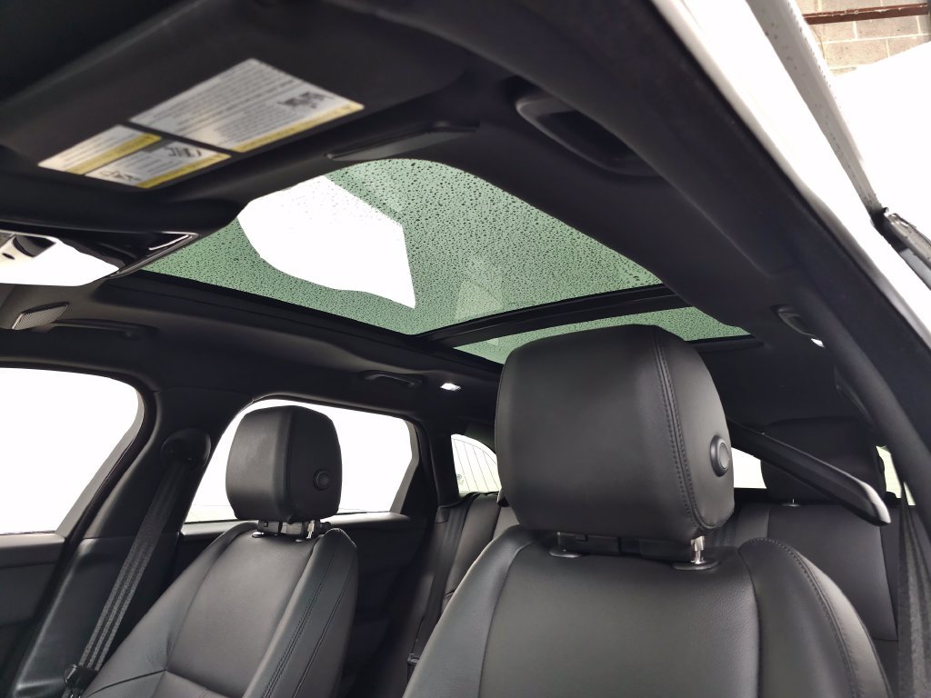 Certified Used 2026 White Land Rover Dynamic SE image 19