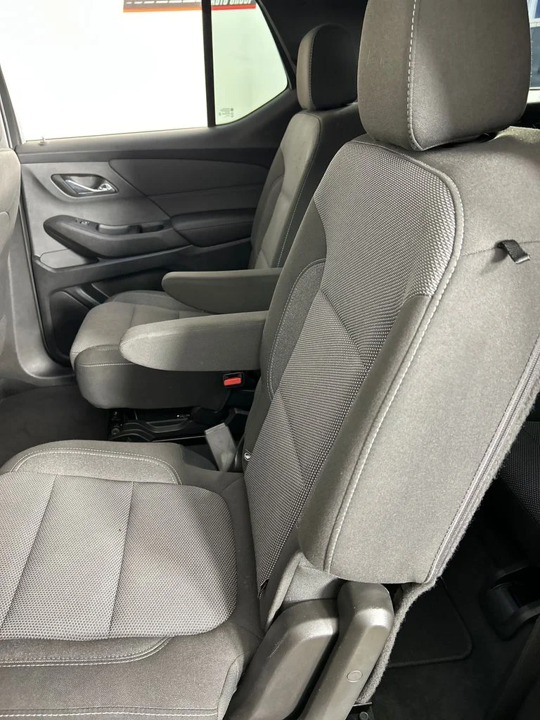 Used 2022 Black Chevrolet LT image 17