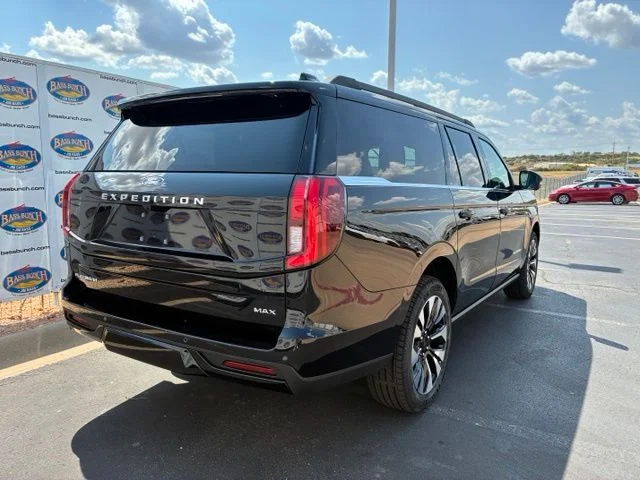 New 2027 Agate Black Metallic Ford Platinum image 4
