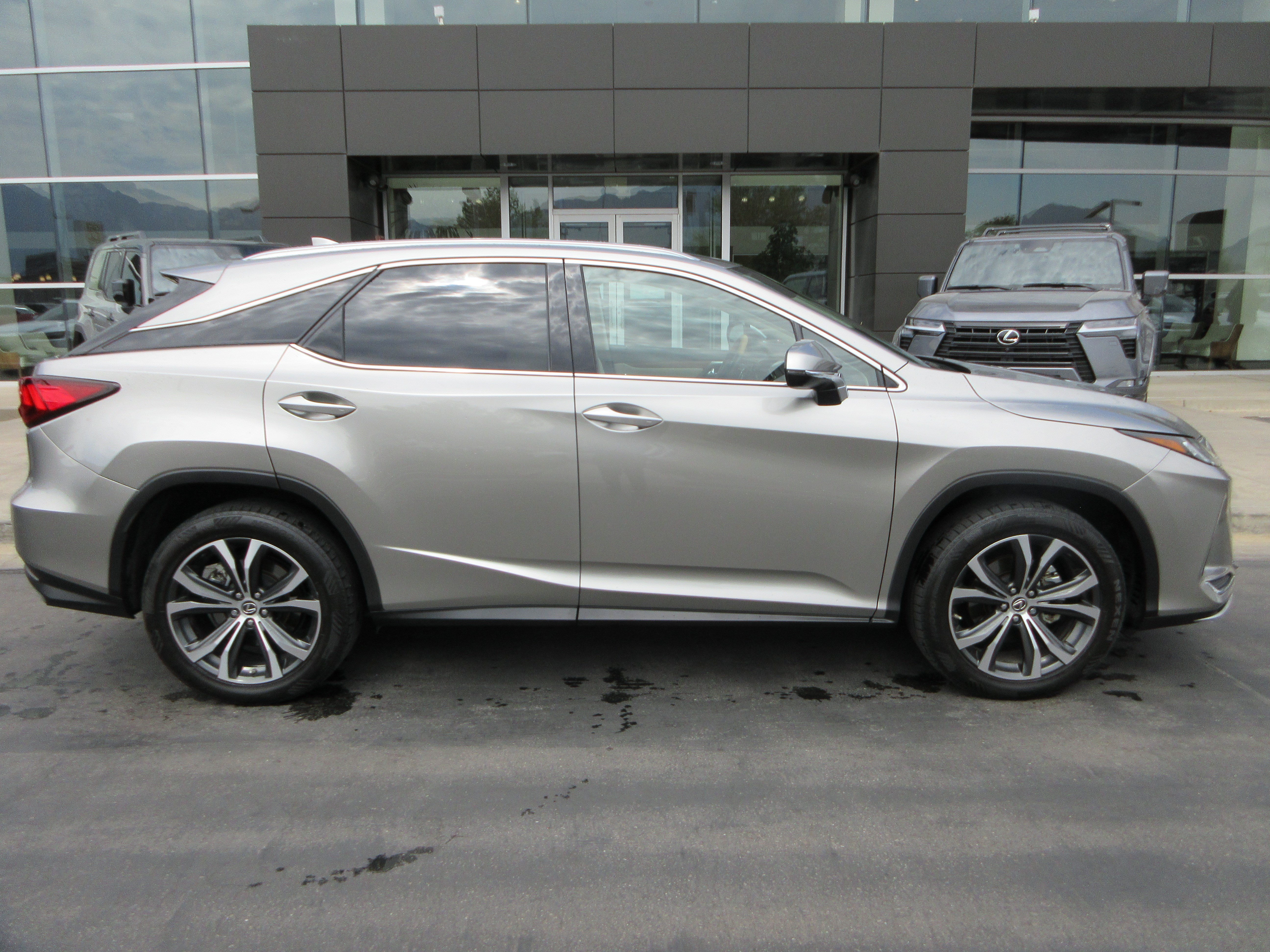 Used 2020 Atomic Silver Lexus 350 image 11