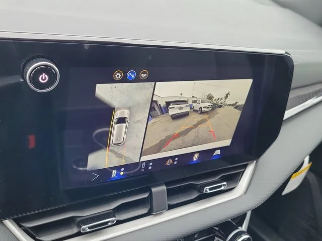 New 2026 Summit White Chevrolet LT image 25