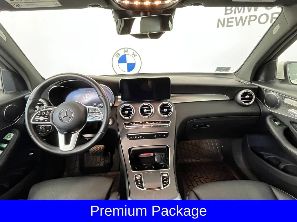 Used 2022  Mercedes-Benz GLC 300 image 5