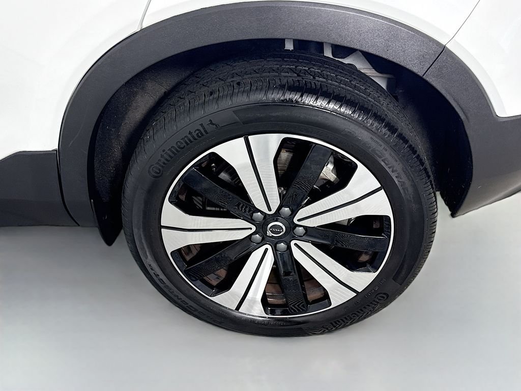 Used 2023 White Volvo Twin Plus image 26