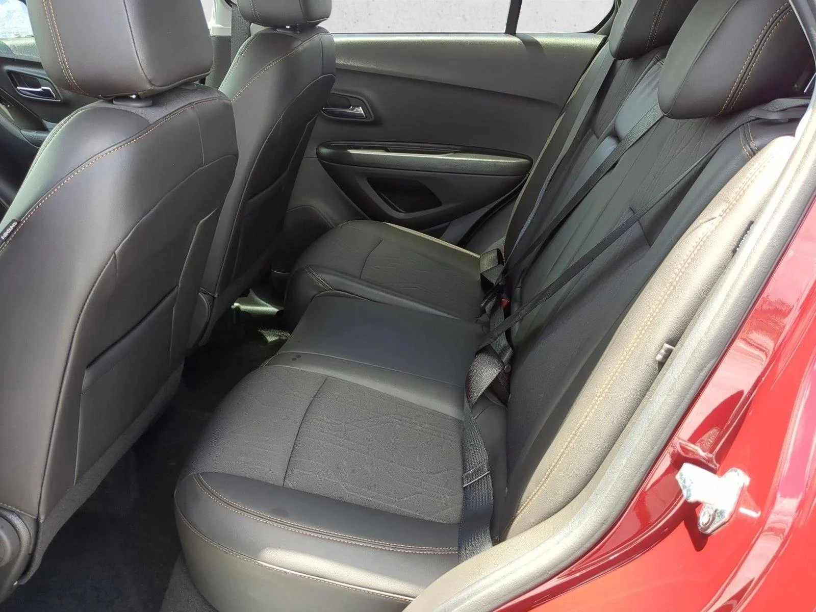 Used 2022 Crimson Metallic Chevrolet LT image 17