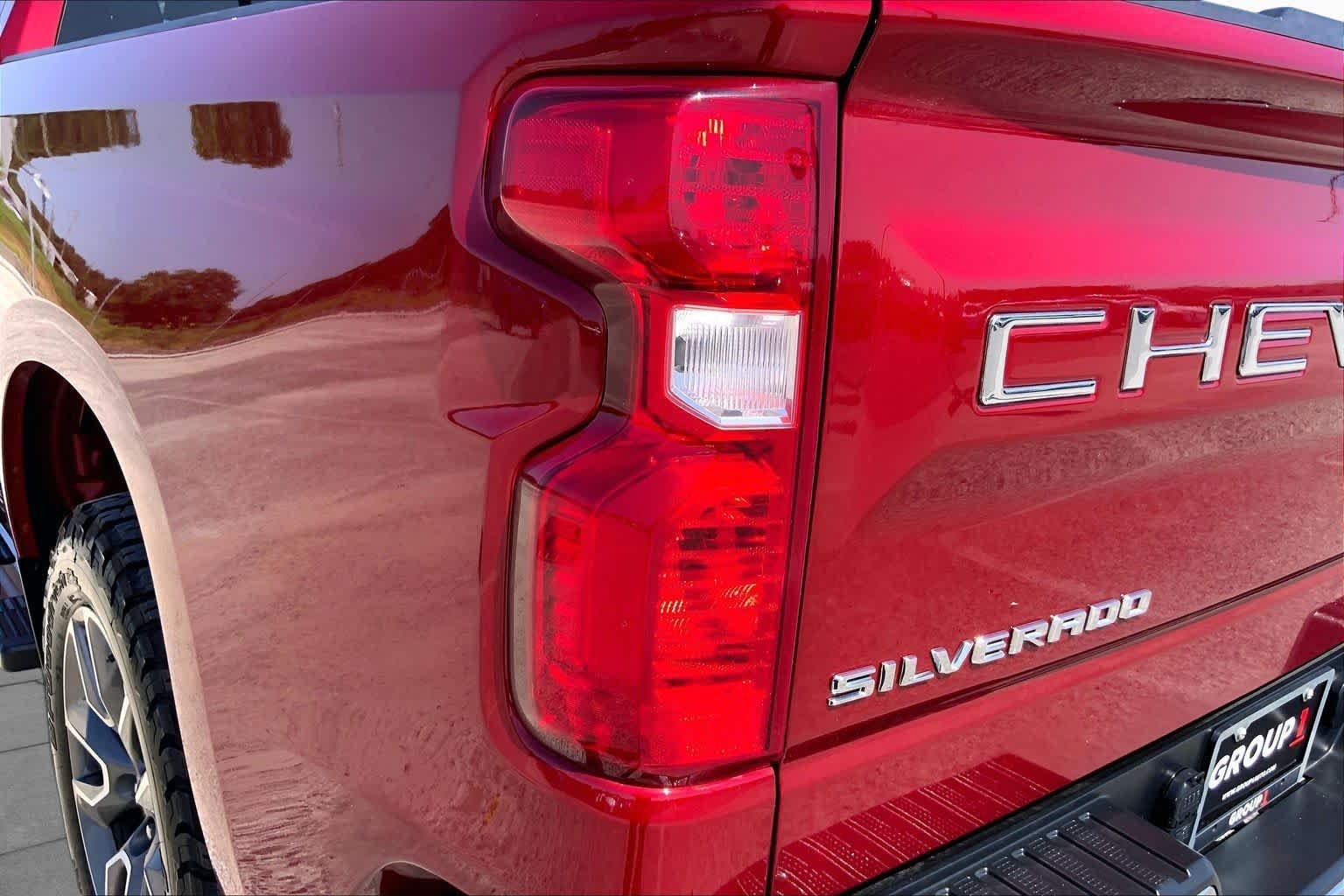 Used 2022 Cherry Red Tintcoat Chevrolet LT image 28