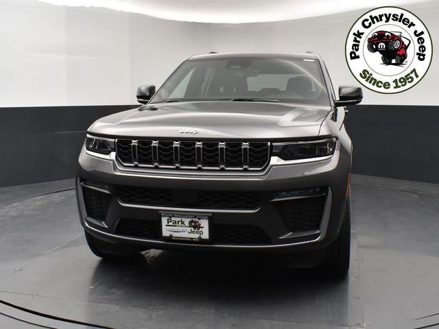 New 2026 Baltic Gray Metallic Clear-Coat Exterior Paint Jeep Limited image 2