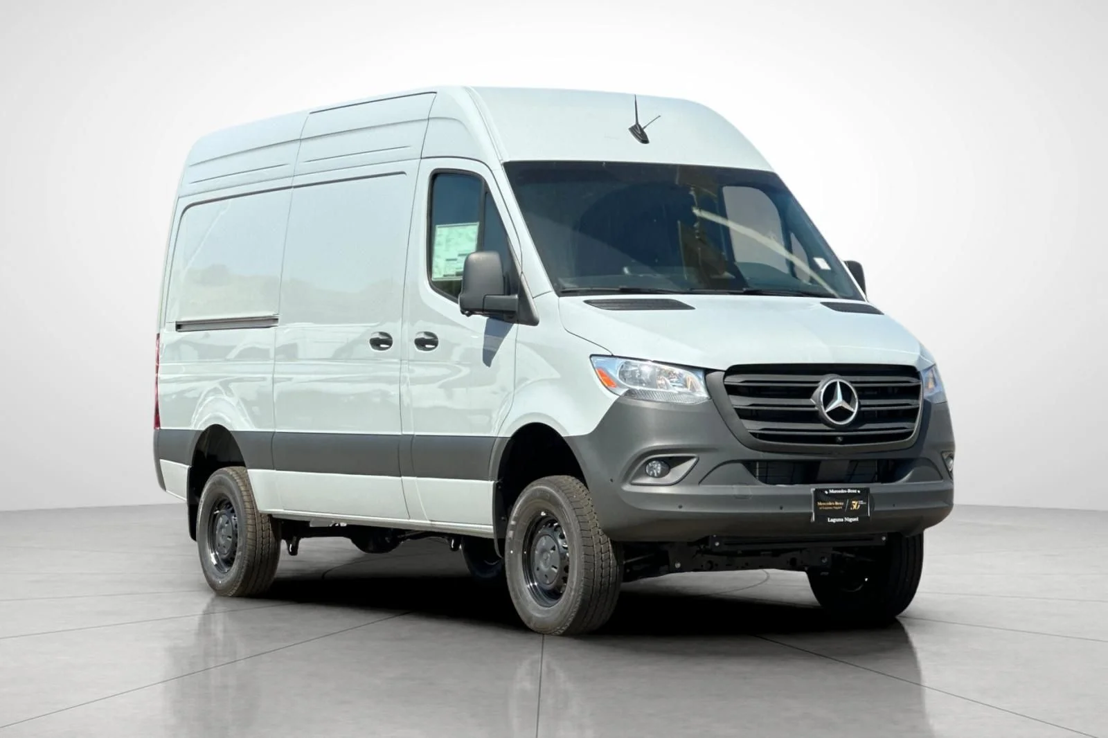 New 2026 Gray Mercedes-Benz Cargo 144 WB image 26