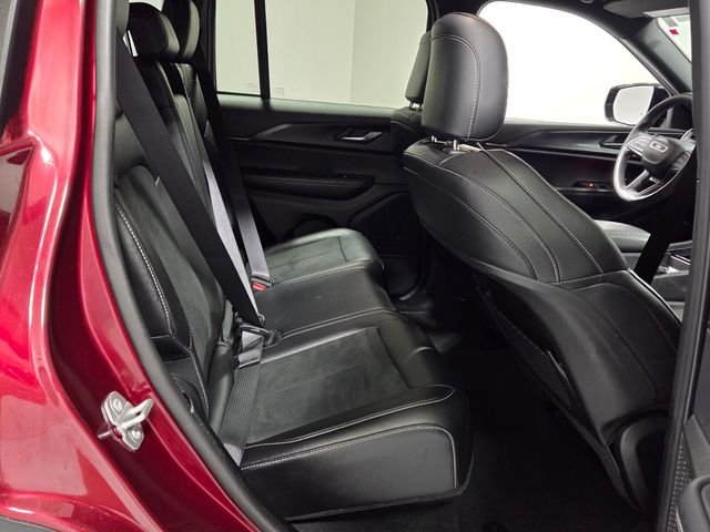 Used 2025 Red Jeep Altitude image 16