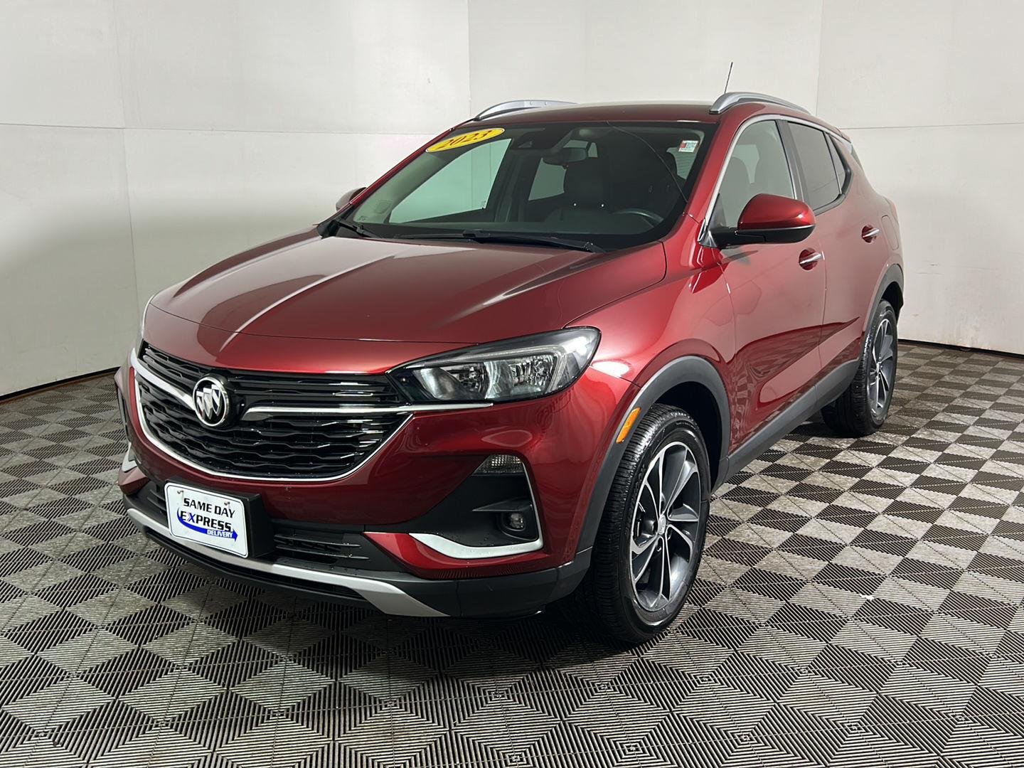 Used 2023 Cinnabar Metallic Buick Select image 10