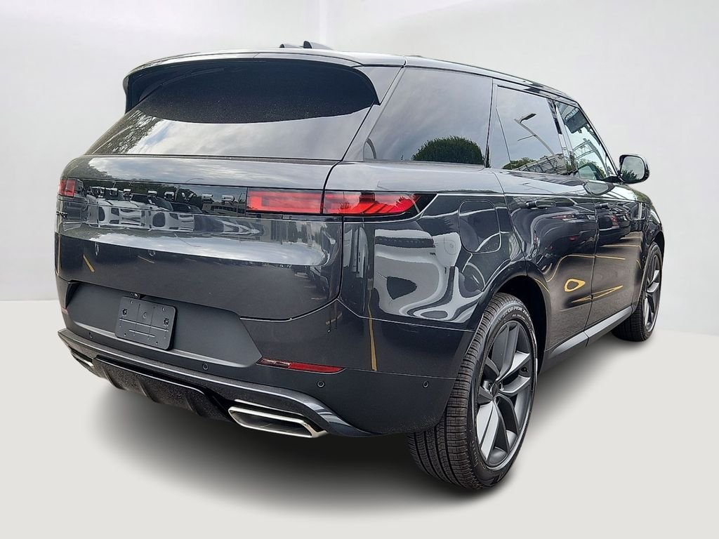New 2027 Carpathian Grey Land Rover SE image 3