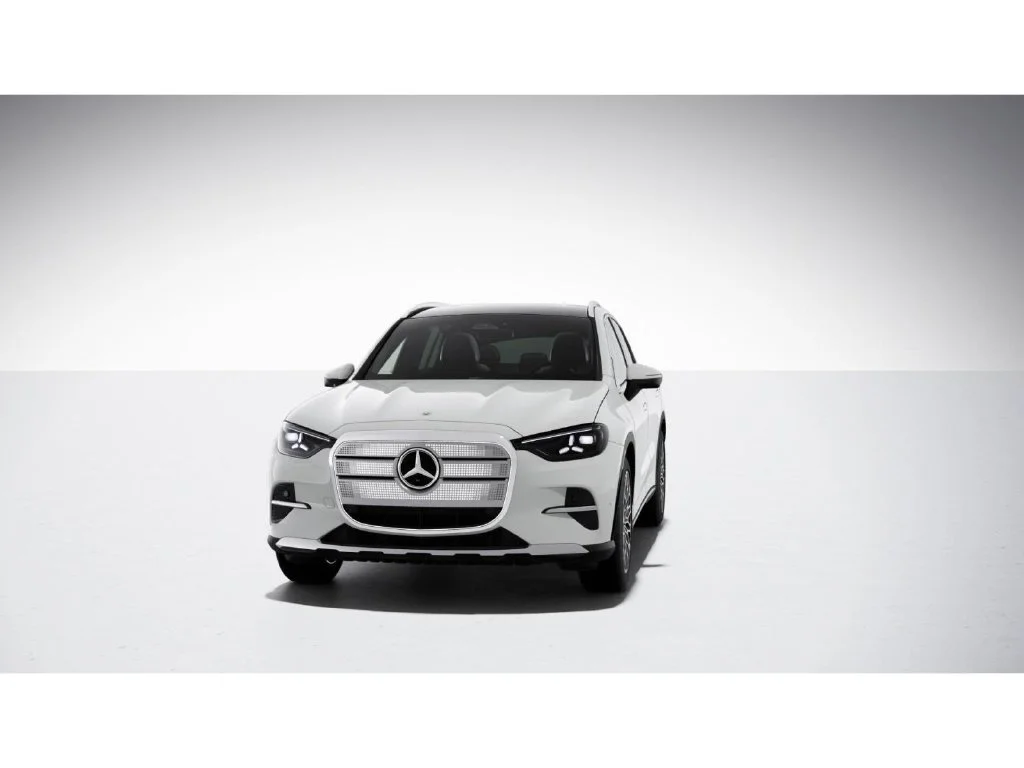 New 2027 White Mercedes-Benz GLC 400 image 42