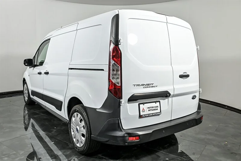 Used 2022 Frozen White Ford XL image 7