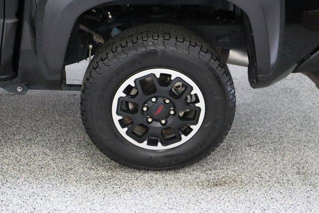 2025 Toyota Tacoma TRD Off Road - Photo 10