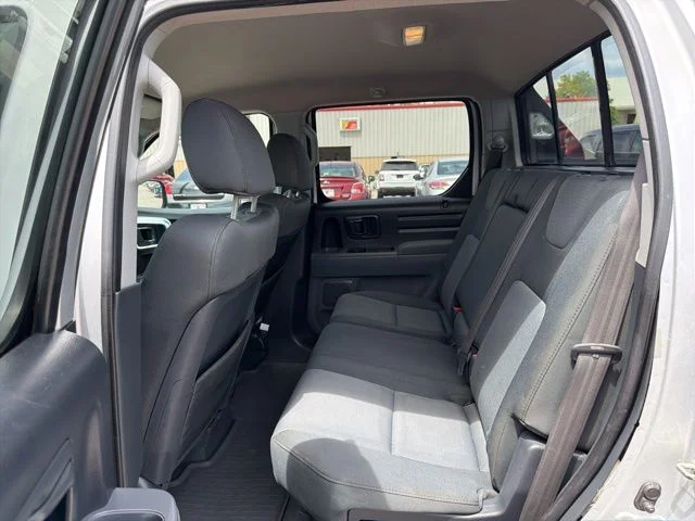 Used 2007 Silver Honda RTX image 16