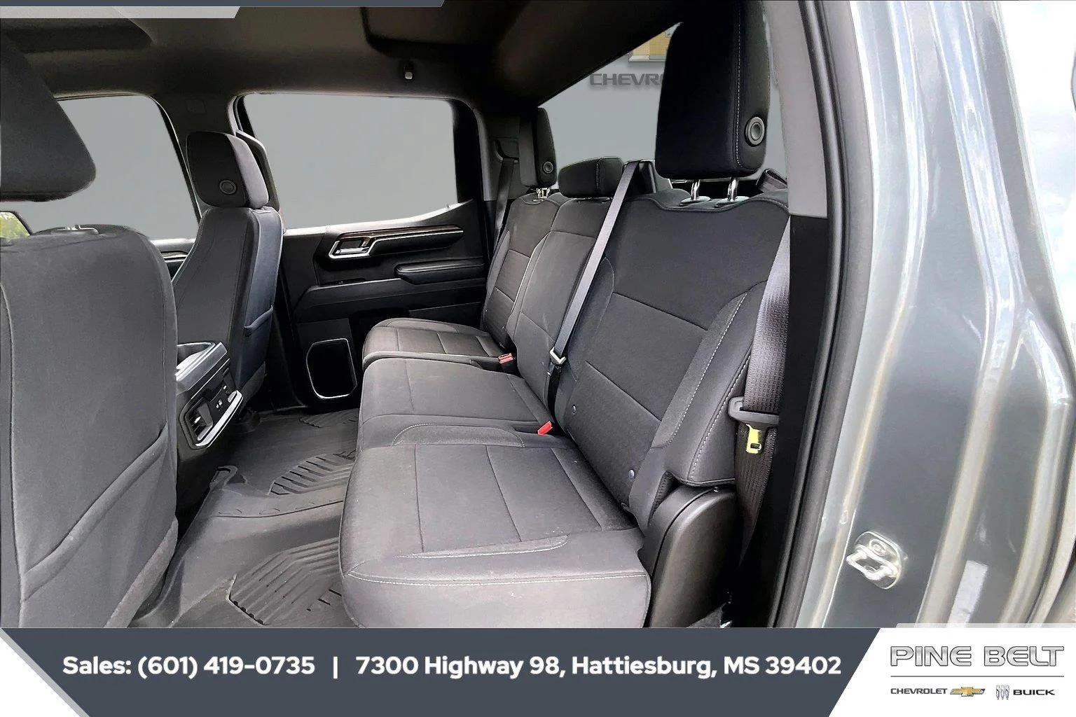 Used 2025 Sterling Gray Metallic Chevrolet RST image 20