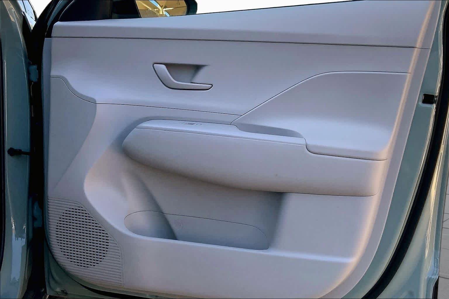2024 Hyundai Kona SEL - Photo 23