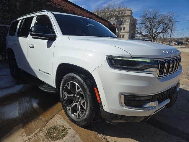 Used 2024 Bright White Clearcoat Jeep Series III image 3