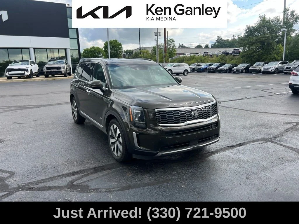 Used 2020 Green Kia S image 3