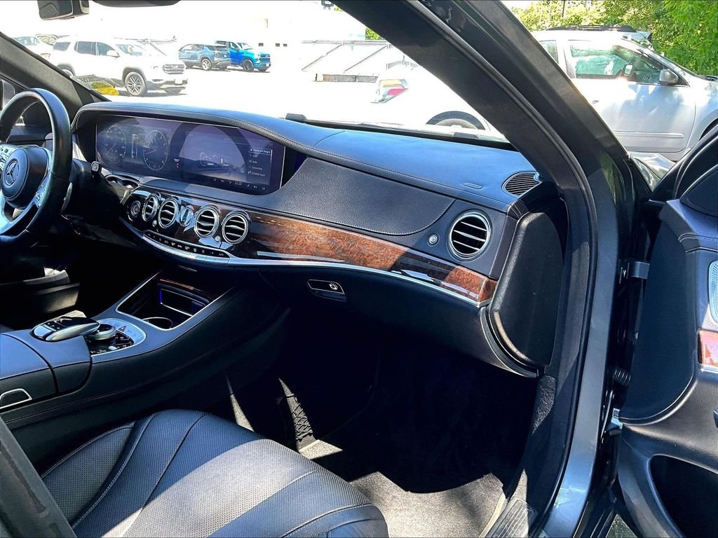 Used 2018 Gray Mercedes-Benz S 450 image 13