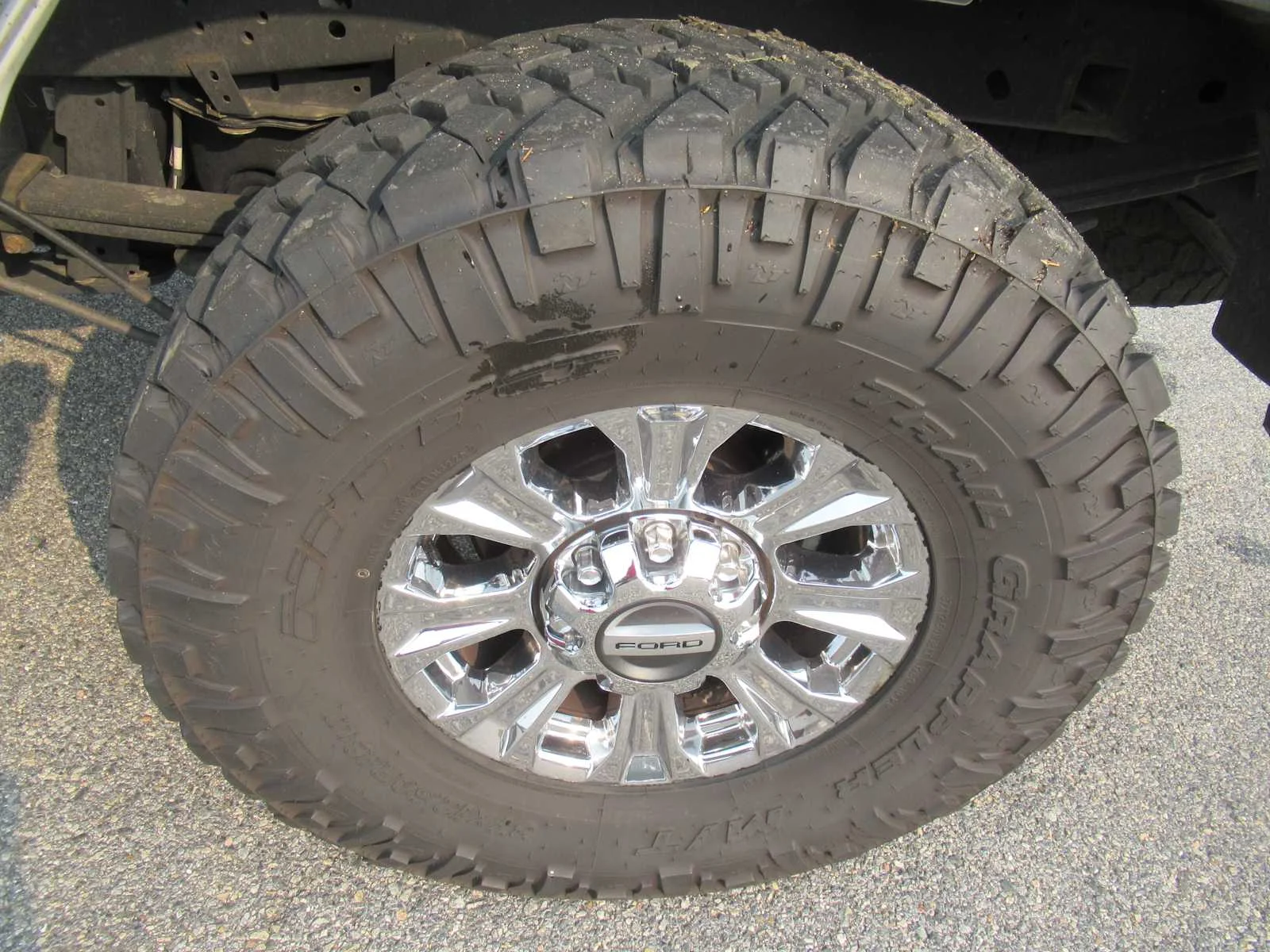 Used 2019 Oxford White Ford XLT image 10