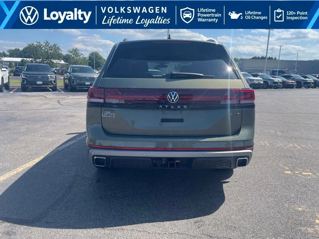Used 2026 Green Volkswagen Peak Edition image 4