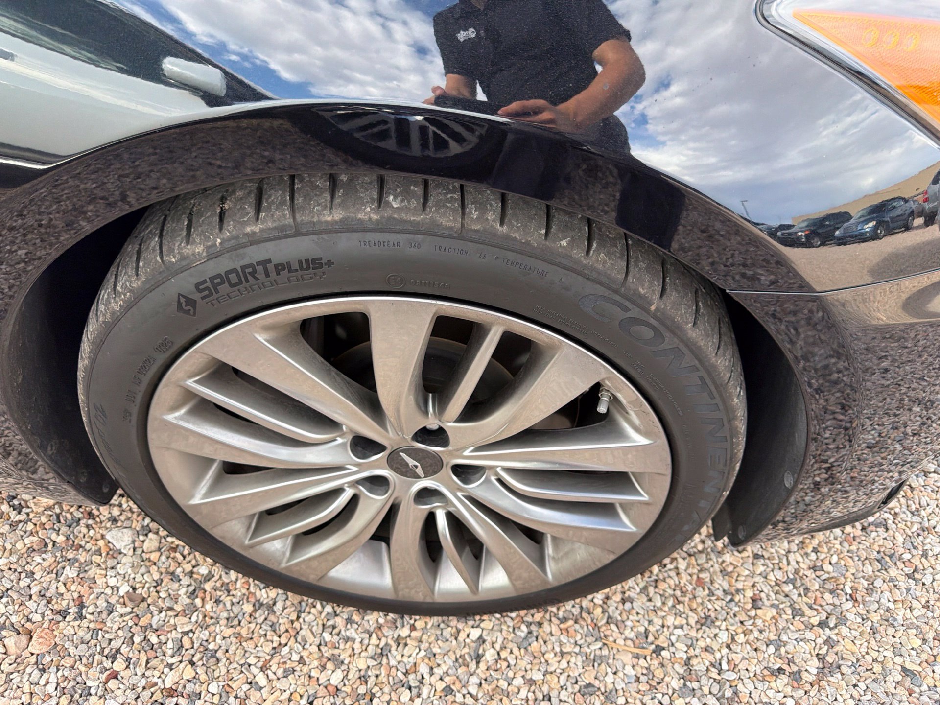 Used 2020 Black Genesis 5.0 Ultimate image 4