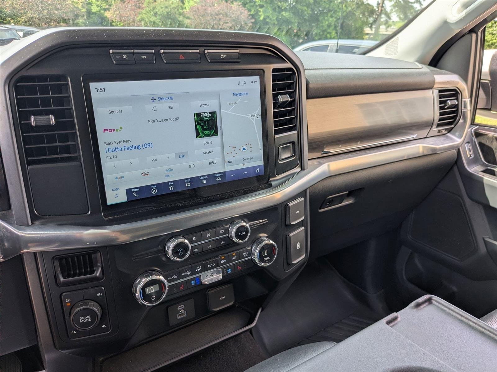 Used 2021 Oxford White Ford LARIAT image 31