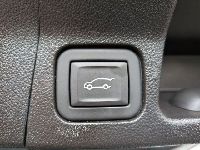 2023 GMC Acadia SLE - Photo 27
