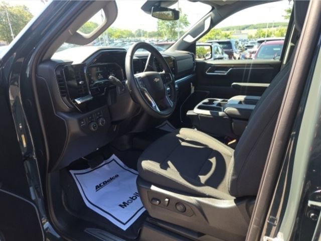 2025 Chevrolet Silverado 1500 LT - Photo 12