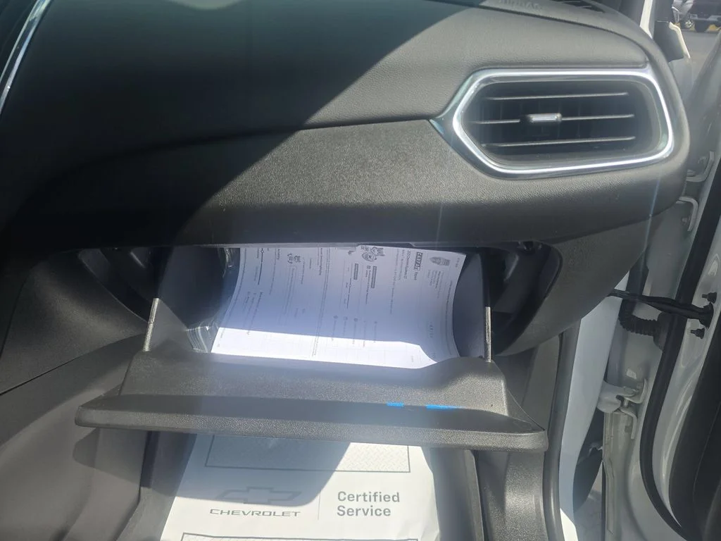 Used 2023 Summit White Chevrolet LT image 32