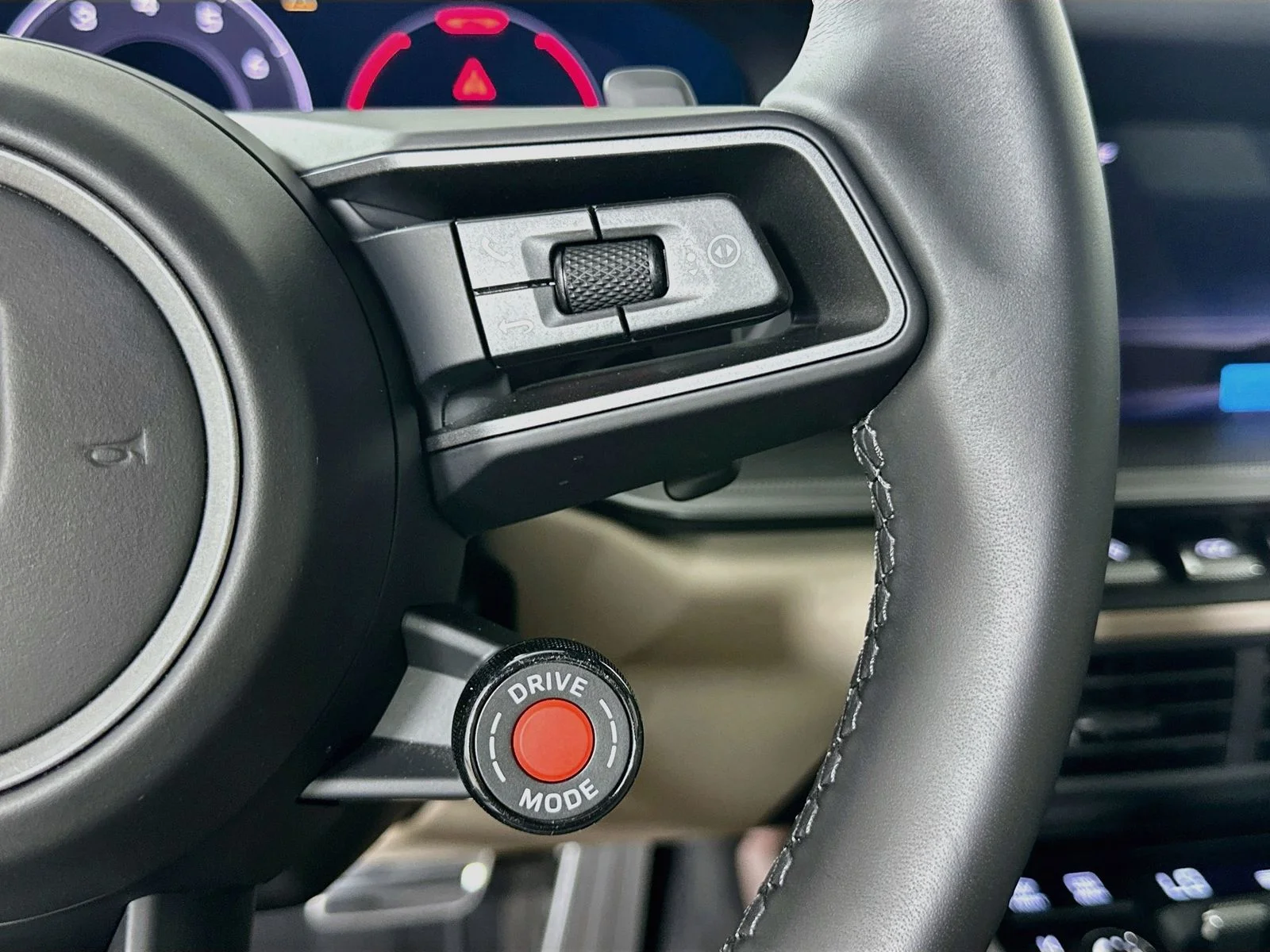 Used 2026  Porsche  image 19