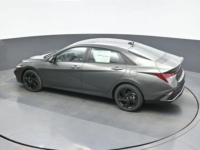 New 2026 Gray Hyundai SEL Sport Plus image 11
