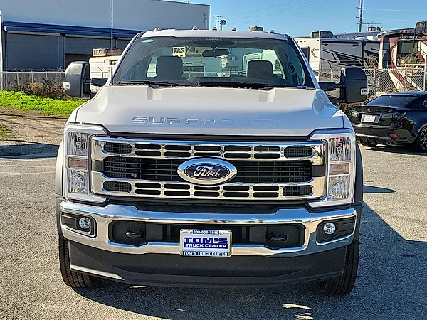 2026 Ford F-550 Super Duty Chassis Cab XL - Photo 8