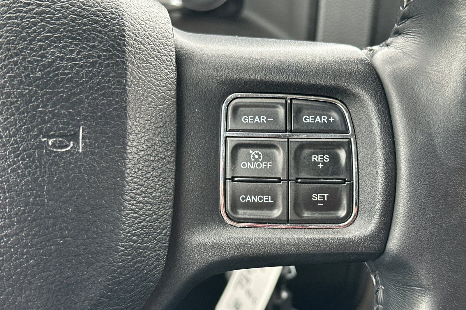 Used 2018 White Ram SLT image 26