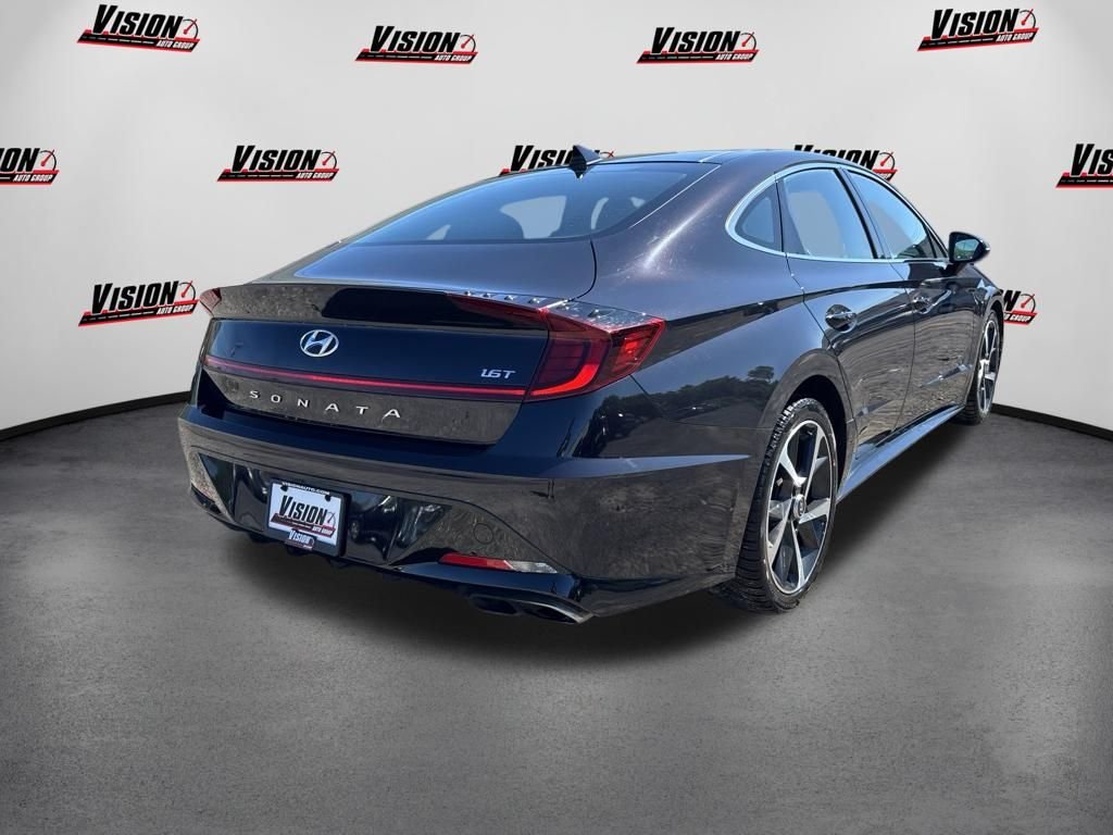 Used 2023 Blue Hyundai SEL Plus image 5