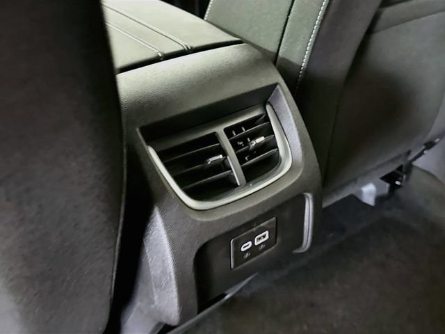 New 2026 Summit White Chevrolet 2LT image 26