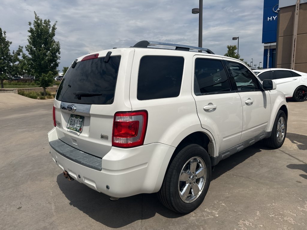 Used 2010 White Suede Ford Limited image 3