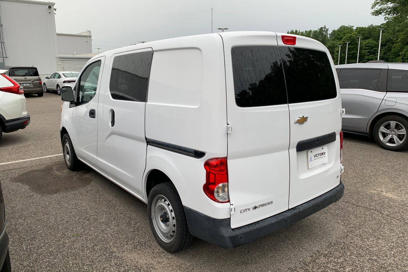 Used 2017 White Chevrolet 1LT image 1