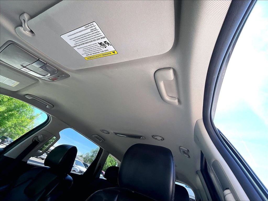 Used 2023 Gray Kia LX image 7