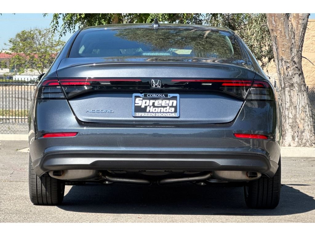 New 2026 Meteorite Gray Metallic Honda LX image 5
