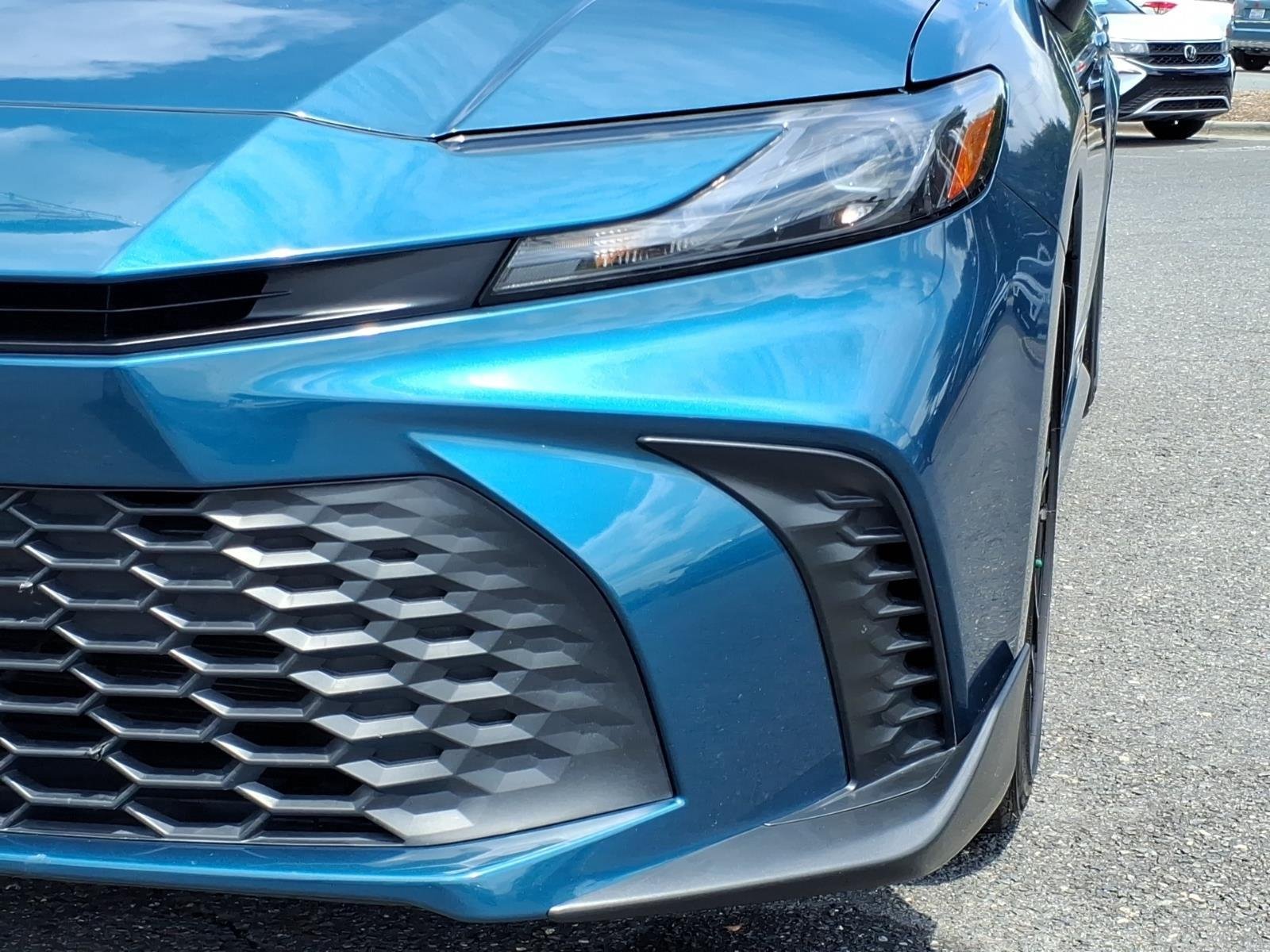 Used 2025 Ocean Gem Toyota SE image 15