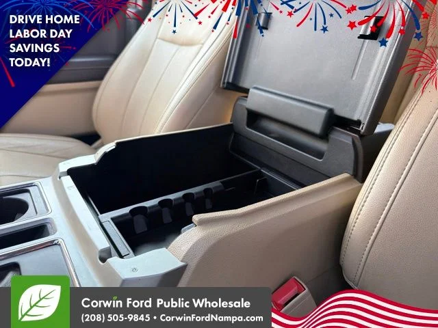 Used 2020 Green Ford Lariat image 25