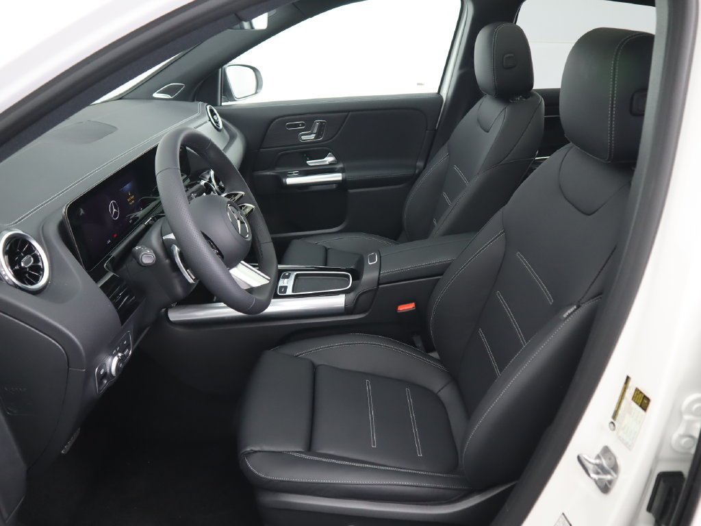Used 2026 Polar White Mercedes-Benz GLA 250 image 19