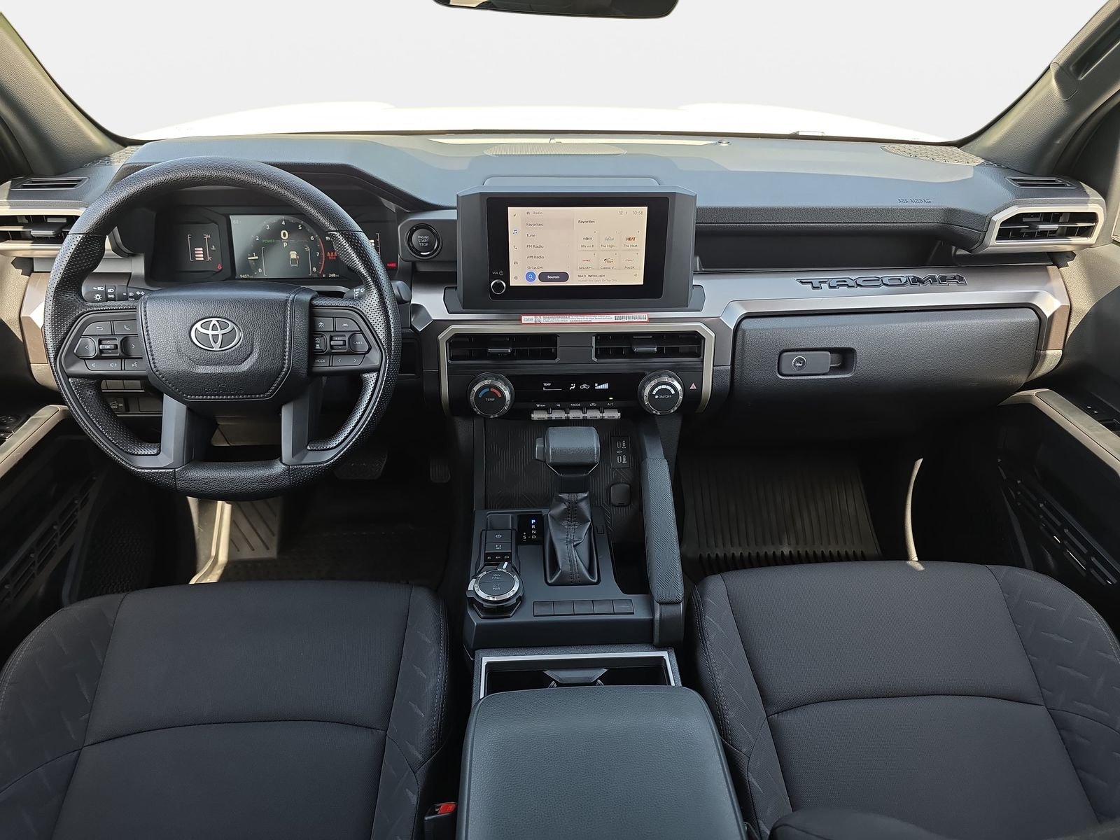 2025 Toyota Tacoma SR5 - Photo 9