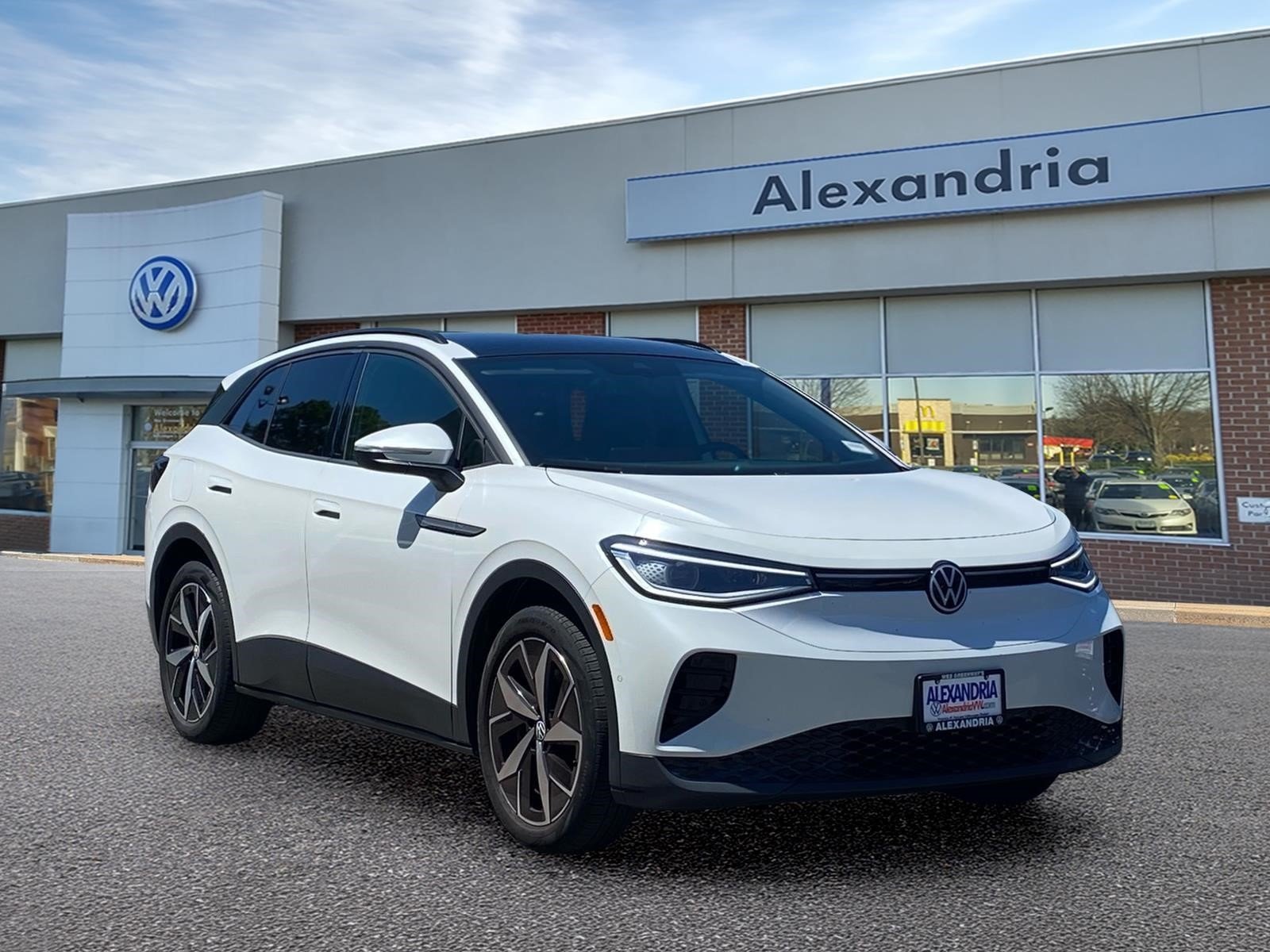 2023 Volkswagen ID.4 S's photo