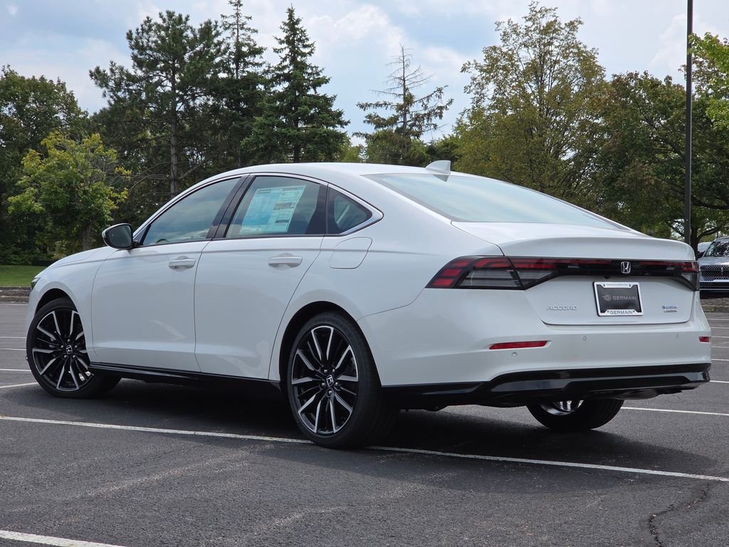 New 2026 Platinum White Pearl Honda Touring image 24
