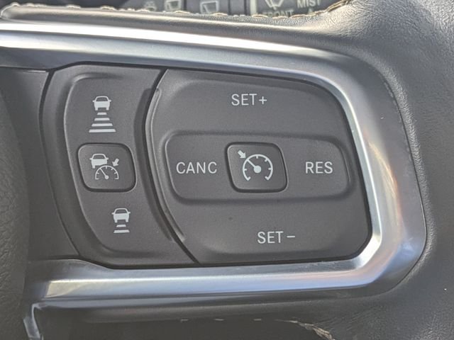 Used 2020 White Jeep Unlimited Sahara image 26